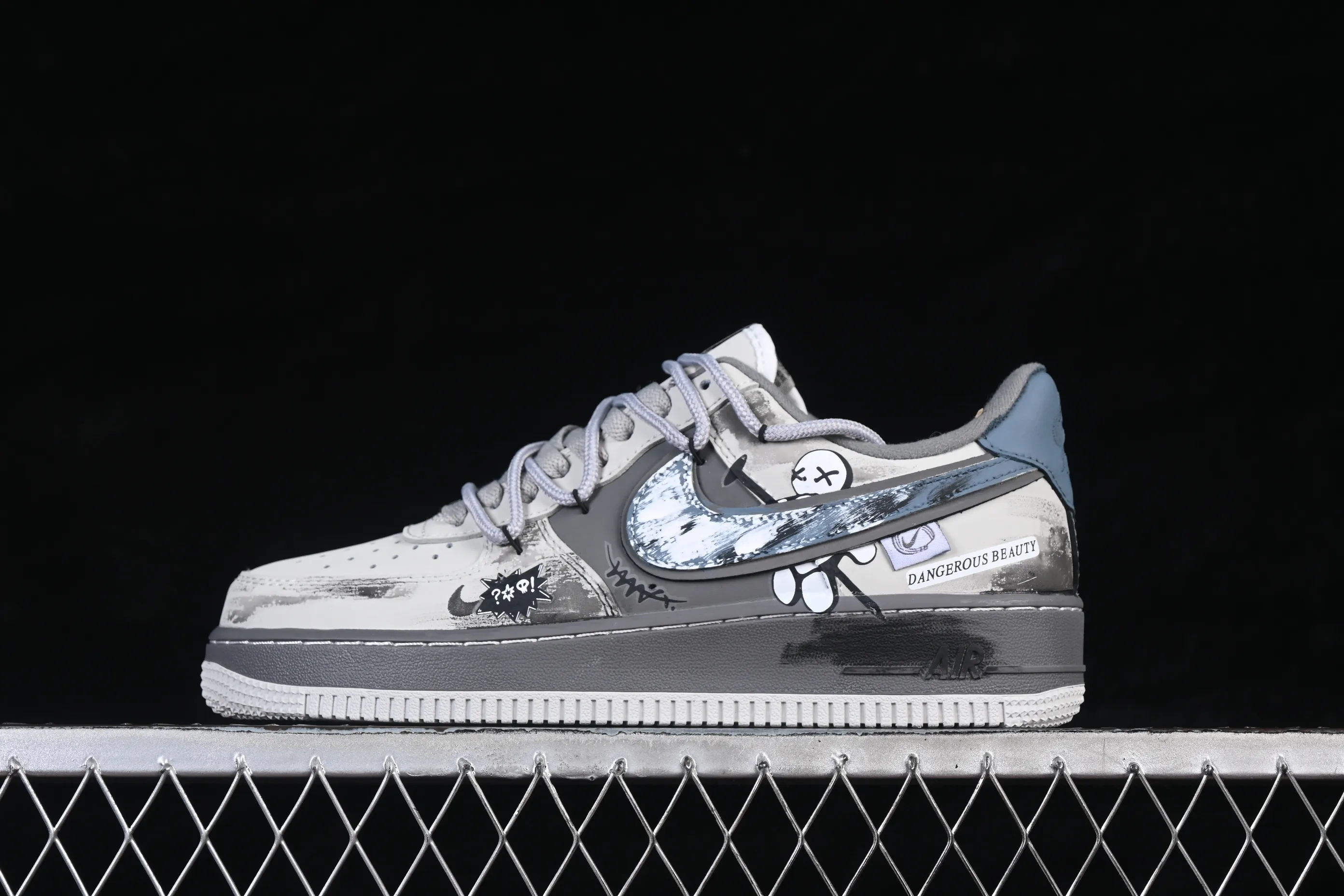 All categories Nk Air Force 1 Air Force series Nk Air Force 1 Low Air Force low-top Nike Air Force 1'07 Low "Alley Graffiti" Hand-painted graffiti Dark alley graffiti Air Force 1 low-top casual sneakers DB3310-333